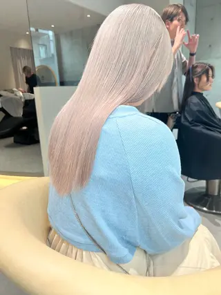 ロング shion 透明感カラーのヘアスタイル