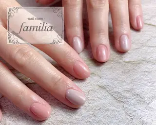 ネイル -nailroom- familiaのネイルデザイン