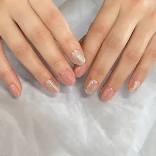 ネイル 渡辺 美月のネイルデザイン