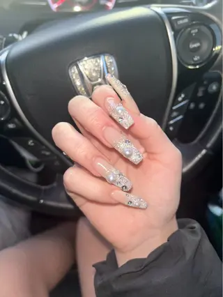 ネイル nail.salon .Reversalのネイルデザイン