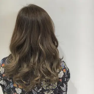 セミロング マツエクモデル 安藤裕子の眉毛・アイブロウイメージ