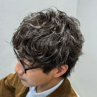 ショート カラー メンズ 吉田 新平のヘアスタイル