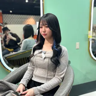 ロング カラー 新宿プルエクステ 【tsubura】のヘアスタイル