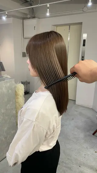 セミロング ブリーチ/ゆうと /バレイヤージュのヘアスタイル