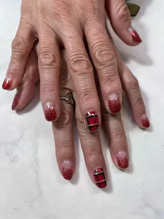 ネイル nail salon Crea　門前仲町店所属・CREA Maiのネイルデザイン