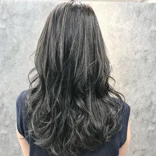 セミロング 所渉/韓国レイヤー /ウルフカットのヘアスタイル