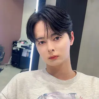 ショート パーマ メンズ 岡田大志🇰🇷 中/韓メンズヘアのヘアスタイル