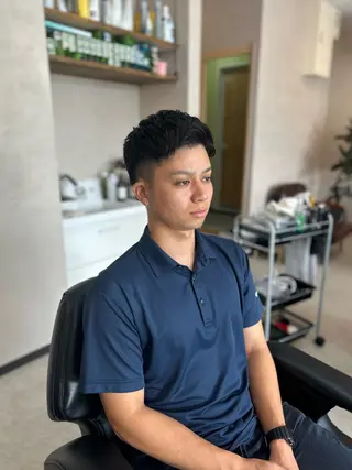 ショート メンズ THEBARBER TEN所属・伊禮 海凪のヘアスタイル