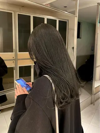 ロング カラー 艶髪/ダークトーン 🩶丸山日向のヘアスタイル