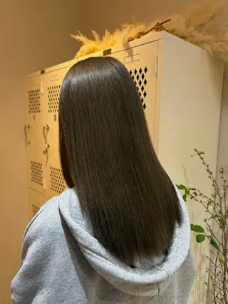 ロング カラー 櫻井 莉子のヘアスタイル