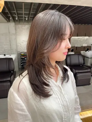 セミロング Toiro 横浜所属・🎀レイヤー/パーマ カラー/ai🎀のヘアスタイル