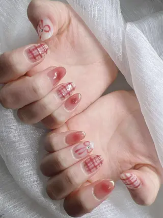ネイル Lee Nailsのネイルデザイン