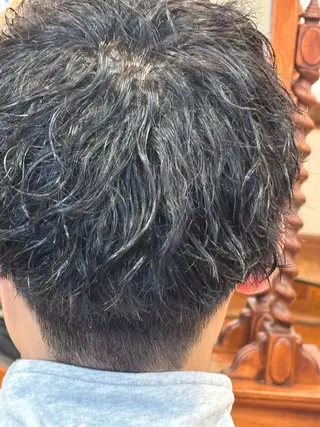 ショート パーマ メンズ おしゃれ泥棒 石原メンズ特化美容師のヘアスタイル