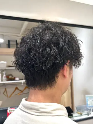 パーマ メンズ 岡本 葵のヘアスタイル