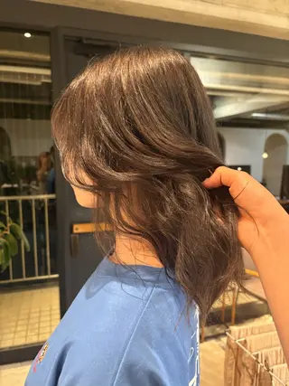 カラー 中村 文音のヘアスタイル
