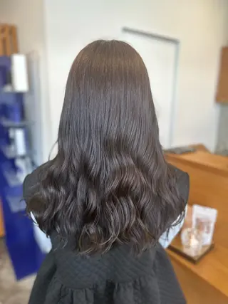 ロング スズキ ミヤコのヘアスタイル