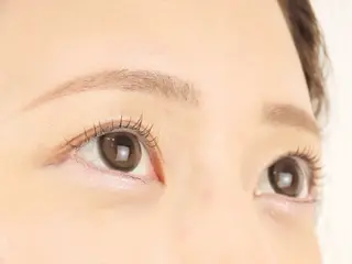 マツエク・マツパ まつげとアイブロウ Eine.代々木駅のマツエク・マツパデザイン