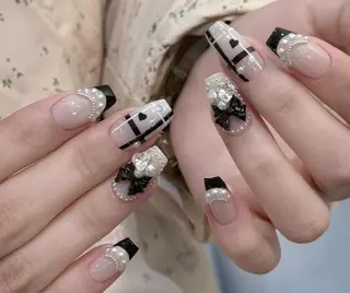 ネイル Pure&Rich Nailのネイルデザイン