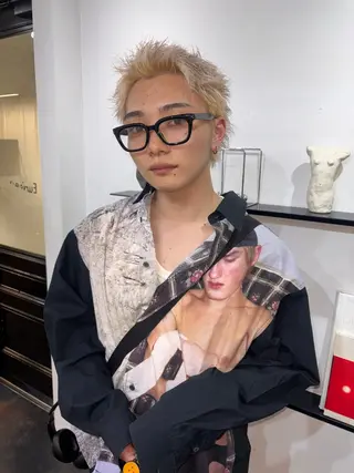 ショート Hana/ハイトーン /レイヤーカットのヘアスタイル