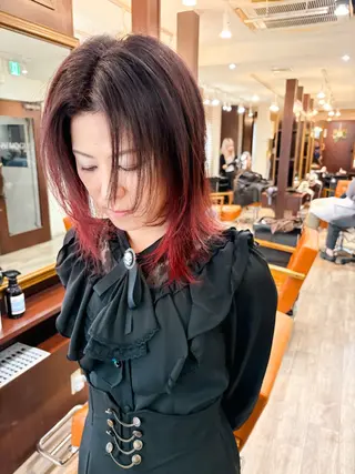 セミロング カラー Miyamoto Yasuchikaのヘアスタイル