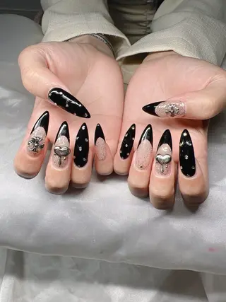 ネイル Lee Nailsのネイルデザイン
