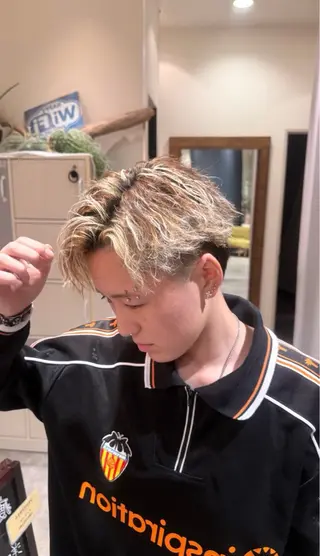 ショート Swell 柏店所属・Swell Ellynaのヘアスタイル