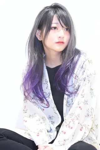 ロング カラー Rune清水所属・Rune シュトウダイチのヘアスタイル