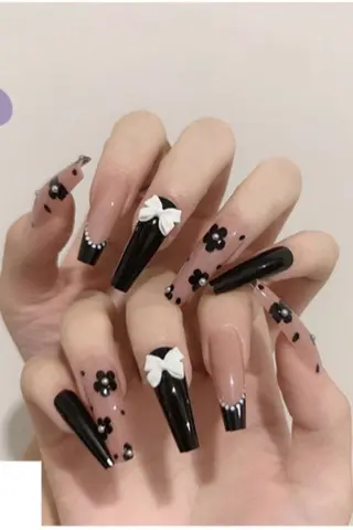 ネイル Lee Nails チップ長さだし専門店のネイルデザイン