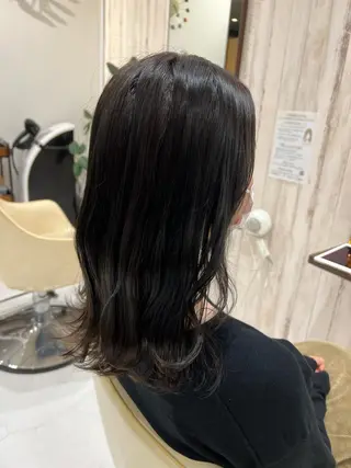 ミディアム 山崎 和花のヘアスタイル