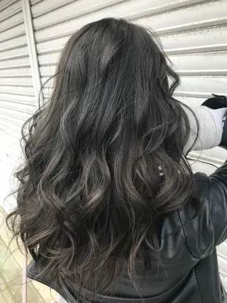 セミロング カラー 【天満1艶髪】潤艶/ 髪質改善🌹釣本竜哉のヘアスタイル