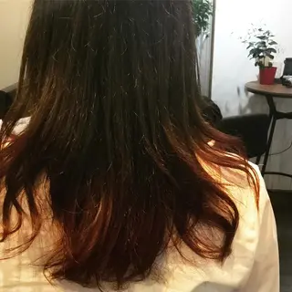 セミロング カラー 金崎 新吾のヘアスタイル