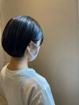 ショート KNOWHOW京都所属・トレンド/顔まわり/ レイヤー/グレージュのヘアスタイル