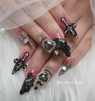 ネイル HANA 長さだしのネイルデザイン