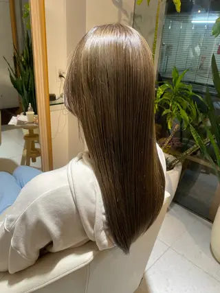 セミロング カラー 安永 涼のヘアスタイル