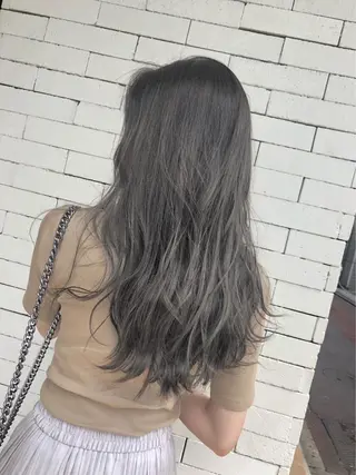 セミロング Toiro所属・🤎小顔レイヤー /ベージュ🤎友香のヘアスタイル