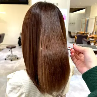 ミディアム 大江 美穂のヘアスタイル