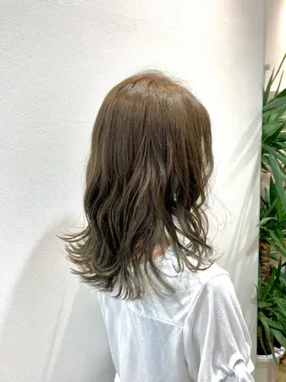 セミロング イチゴ森下所属・🌟髪質 改善🌟のヘアスタイル