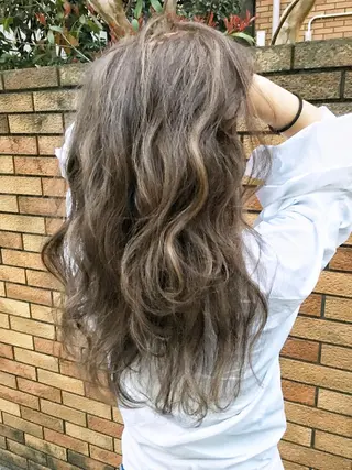 ロング カラー 韓国ヘア🤍髪質改善 🇰🇷AKANEのヘアスタイル