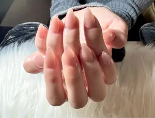 ネイル NekoNailsalon所属・グエン アンのネイルデザイン