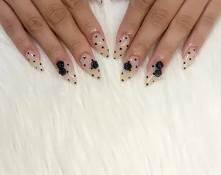 ネイル nailsalon R.のネイルデザイン