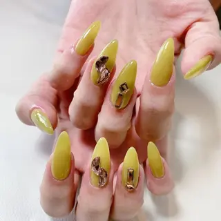 ネイル ネイルサロン 9Carats神田のネイルデザイン