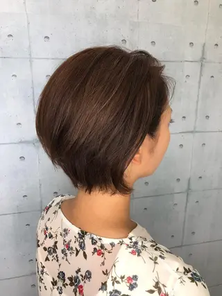 ショート カラー 金沢 広美のヘアスタイル