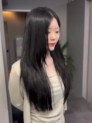 ロング meby所属・🩵福岡ブリーチなし カラー/紫音🩵のヘアスタイル