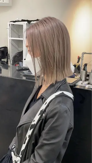 ミディアム カラー パーマ ヘアアレンジ メンズ キッズ ネイル マツエク・マツパ アイブロウ 艶ハイトーン/ヘア アレンジAYAKAのヘアスタイル