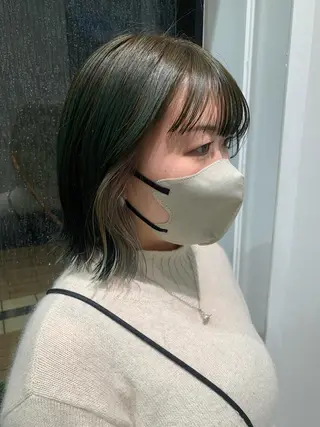 ショート カラー ヘアアレンジ yuka .のヘアスタイル