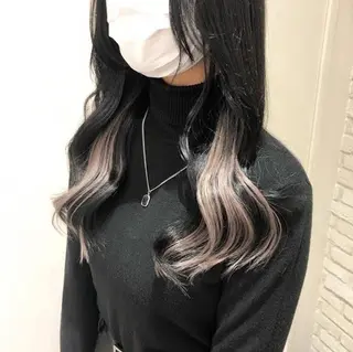 ショート カラー ハイトーン/ウルフ /小澤凌祐🦕のヘアスタイル