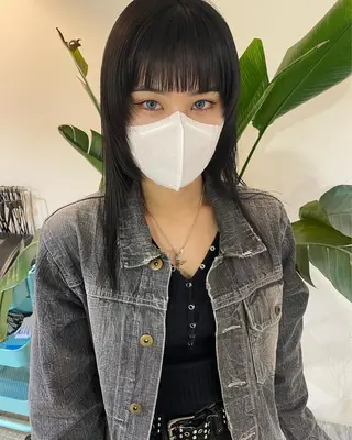 セミロング maeda yumiのヘアスタイル