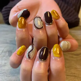 ネイル 稲垣 友里恵のネイルデザイン