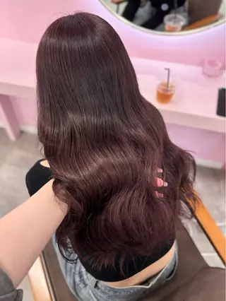 ロング カラー 𝑴𝒊𝒌𝒖💝 透明感モテカラーのヘアスタイル