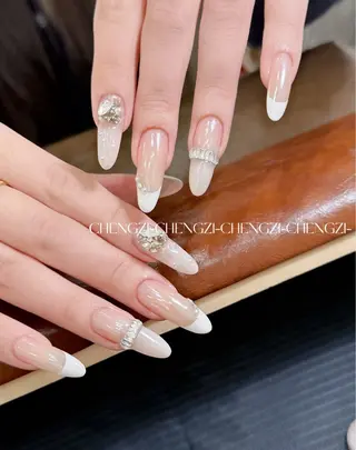 ネイル パラジェル登録店　Nailsalon Amour  上野湯島店所属・🫧 はる🩵のネイルデザイン